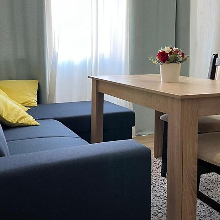 Кирил и методи 41 Берковица Экстерьер фото